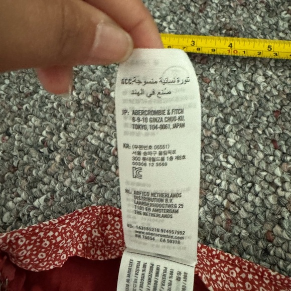Abercrombie & Fitch Red Floral Skater Skort Size Medium womens - Picture 9 of 10